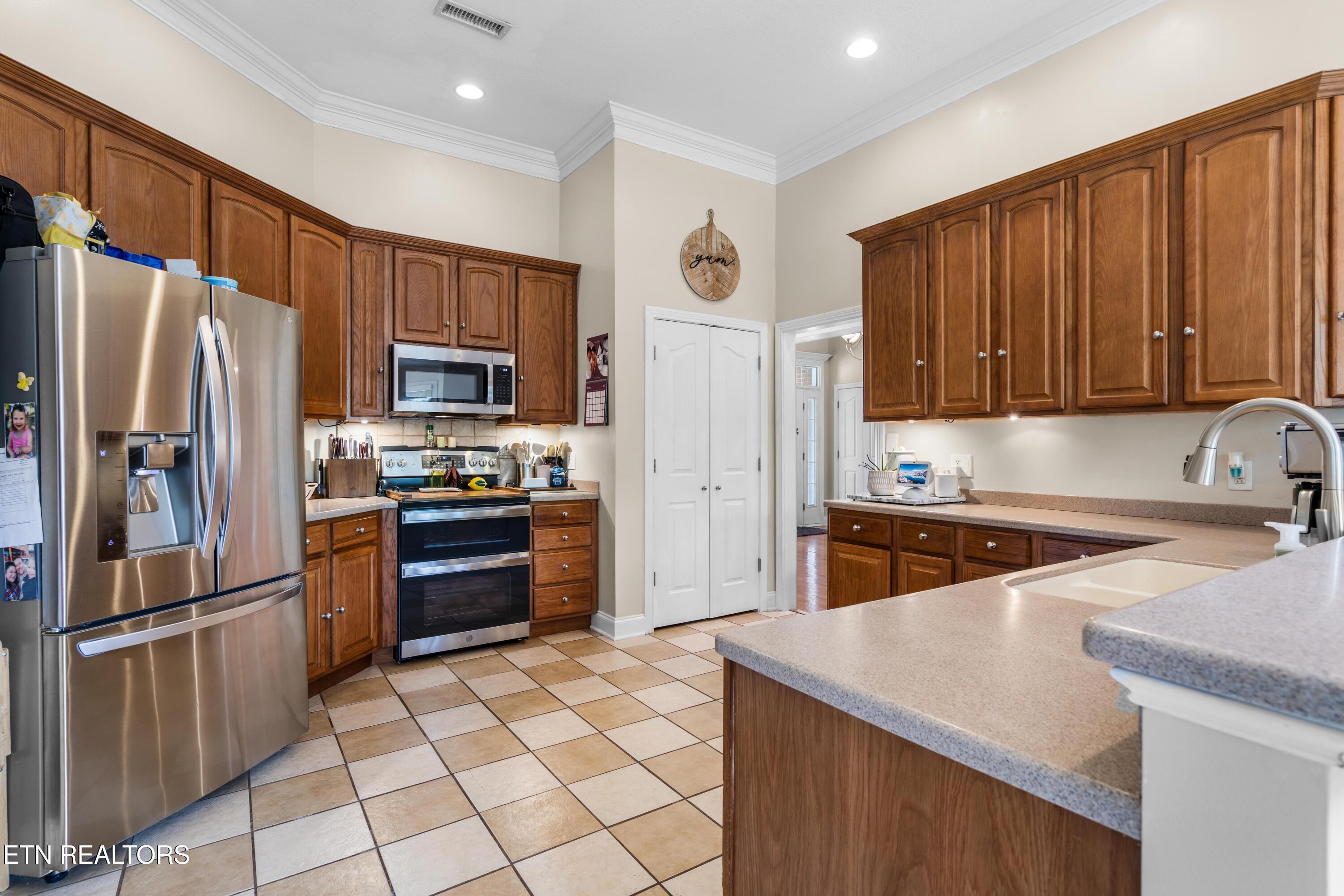 8111 Campbells Point Road Corryton, TN 37721 - Photo 17 of 39 030A0284