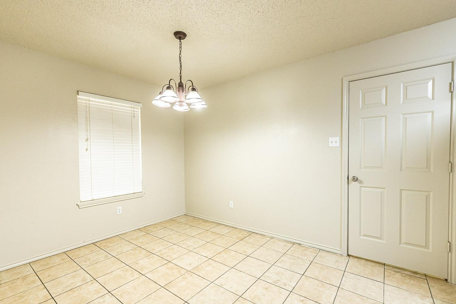 5812 96th Street, Unit B Lubbock, TX 79424 - Photo 15 of 33 Photo 15