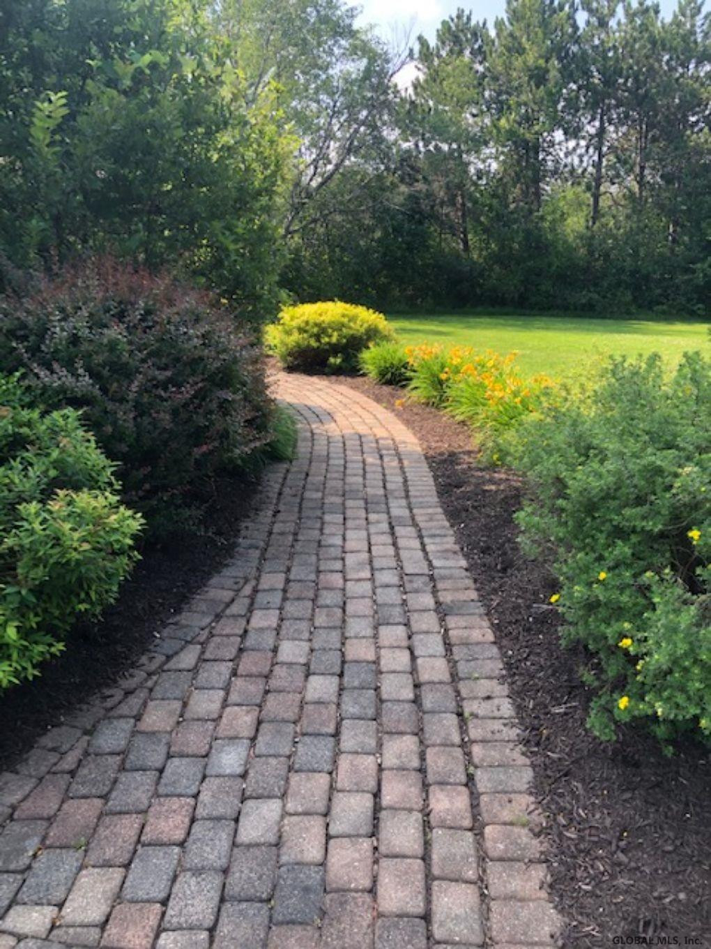 2191 Putnam Road Rotterdam, NY 12306 - Photo 3 of 25 Photo 3