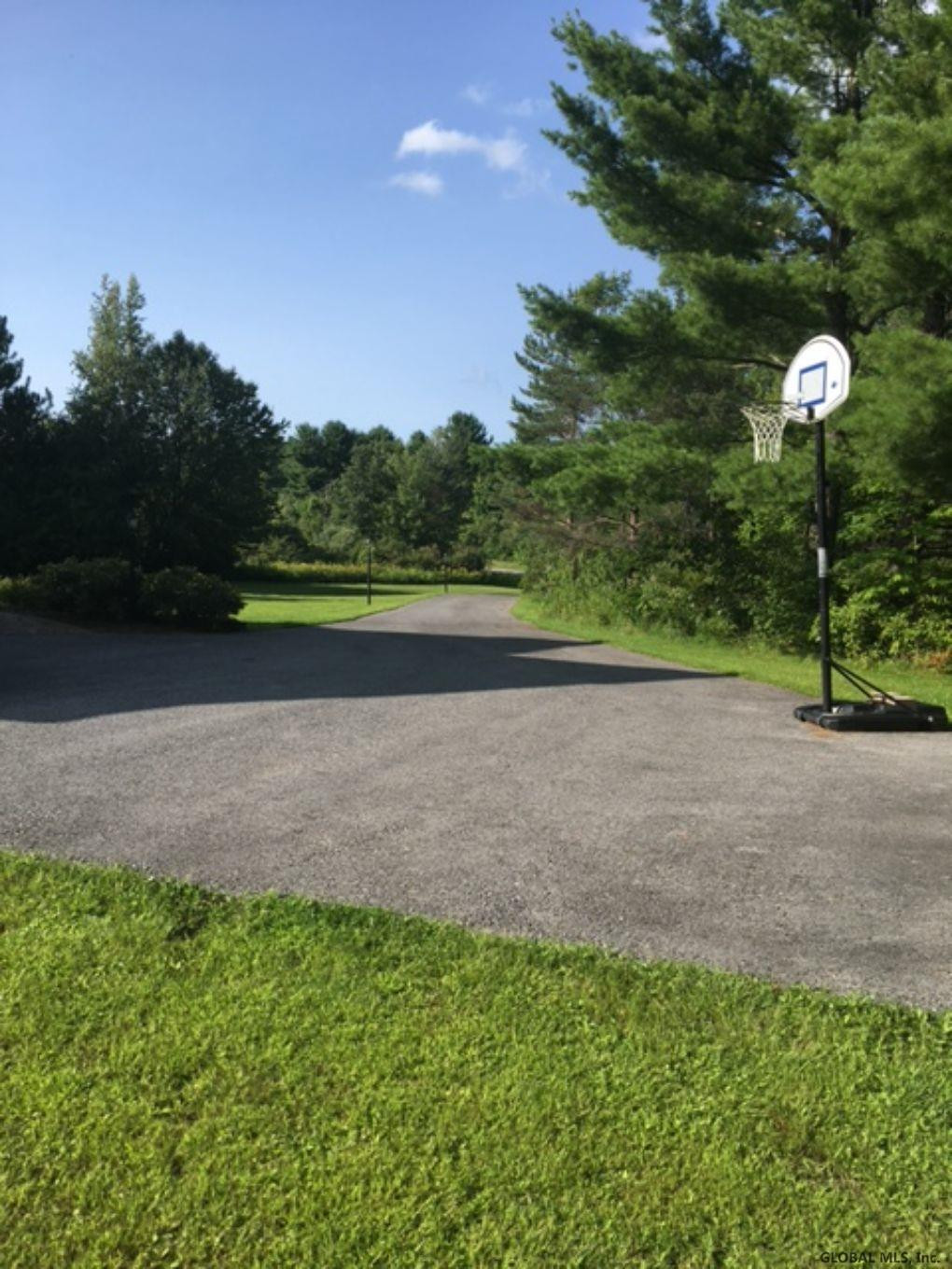 2191 Putnam Road Rotterdam, NY 12306 - Photo 5 of 25 Photo 5