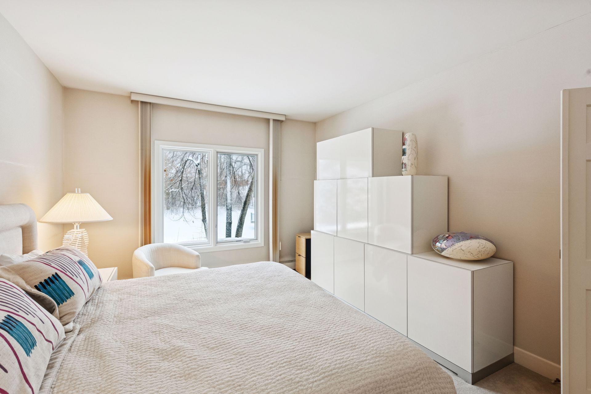 12700 Sherwood Place, Unit 102 Minnetonka, MN 55305 - Photo 17 of 50