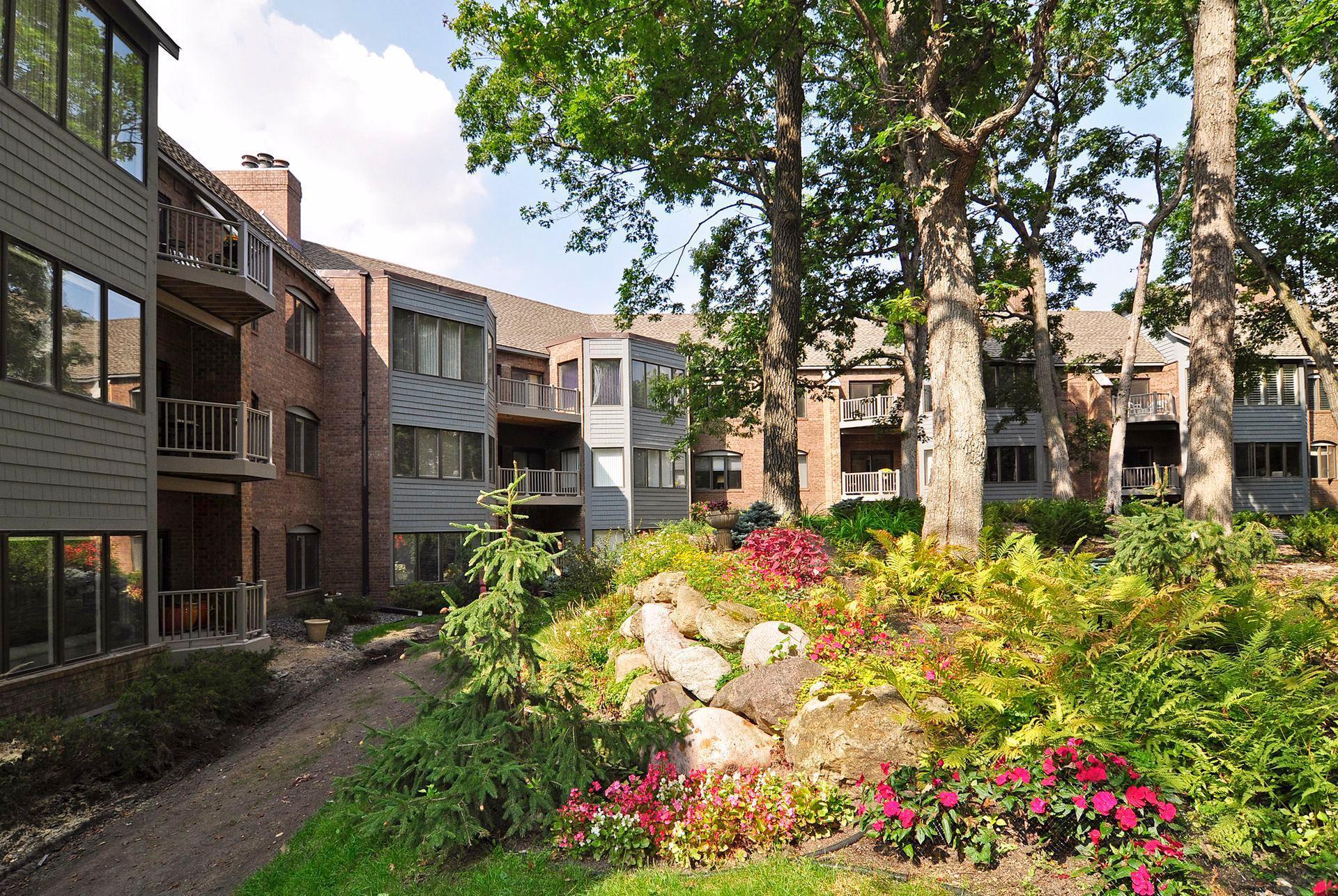 12700 Sherwood Place, Unit 102 Minnetonka, MN 55305 - Photo 44 of 50