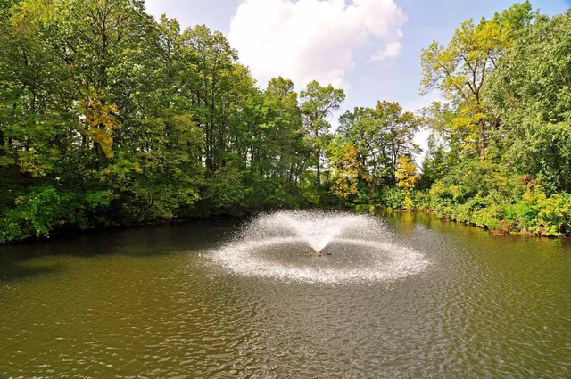 $499,900 | 12700 Sherwood Place, Unit 102, Minnetonka, MN 55305