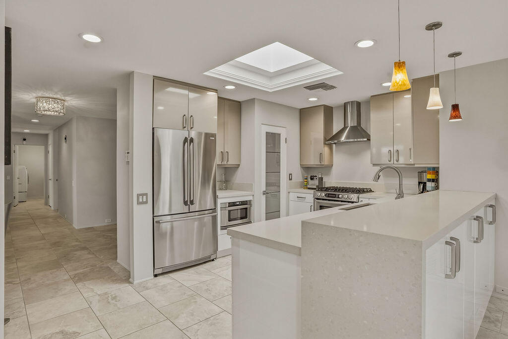 43 Cornell Drive Rancho Mirage, CA 92270 - Photo 13 of 51 Kitchen