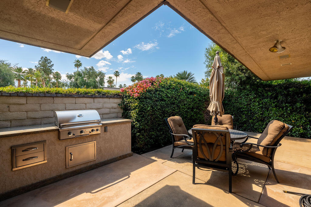43 Cornell Drive Rancho Mirage, CA 92270 - Photo 19 of 51 Patio off Kitchen
