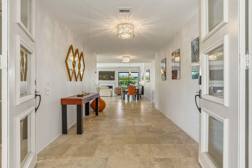 43 Cornell Drive Rancho Mirage, CA 92270 - Photo 2 of 51 Double Door Entry