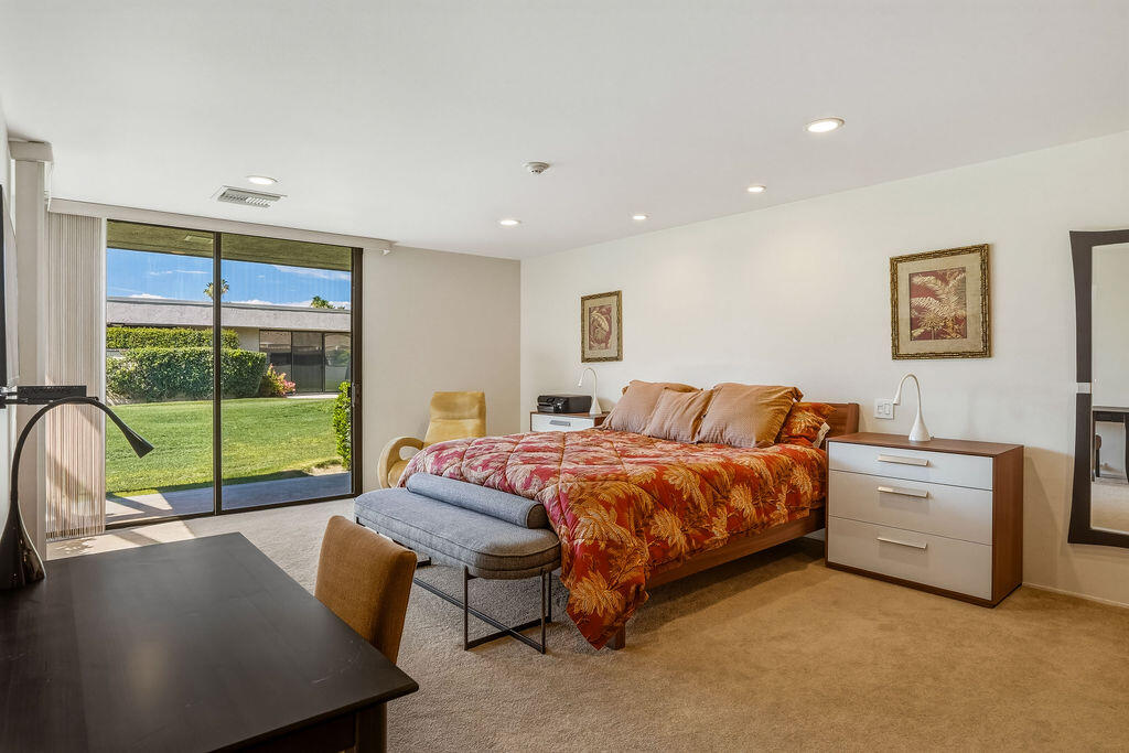 43 Cornell Drive Rancho Mirage, CA 92270 - Photo 22 of 51 Primary Bedroom