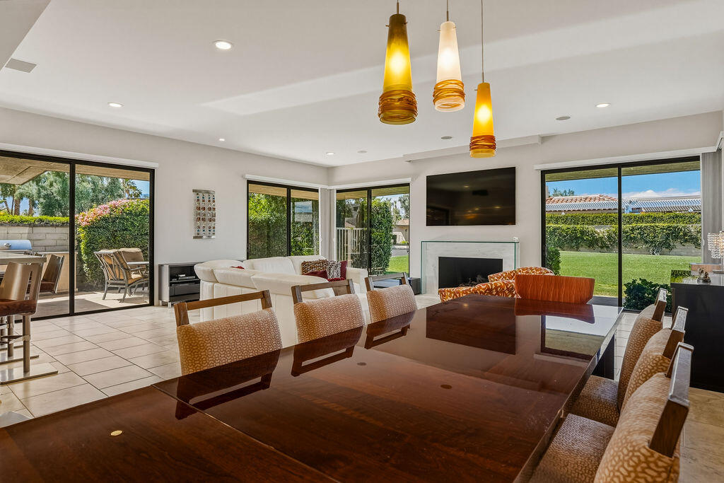 43 Cornell Drive Rancho Mirage, CA 92270 - Photo 5 of 51 Dining Area on the View