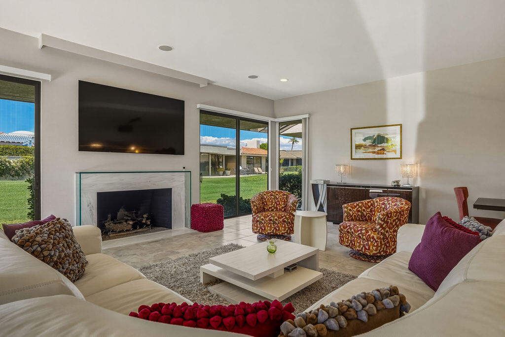 43 Cornell Drive Rancho Mirage, CA 92270 - Photo 7 of 51 Living Room on the View