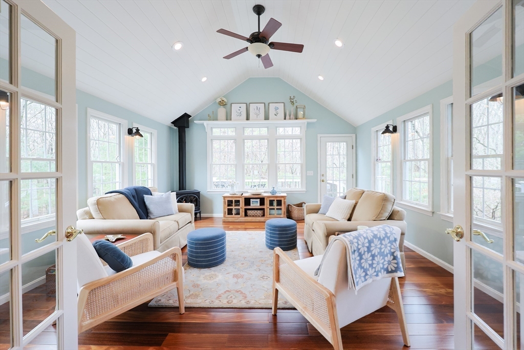 65 Jefferson Road Franklin, MA 02038 - Photo 8 of 30 Gallery Image 8