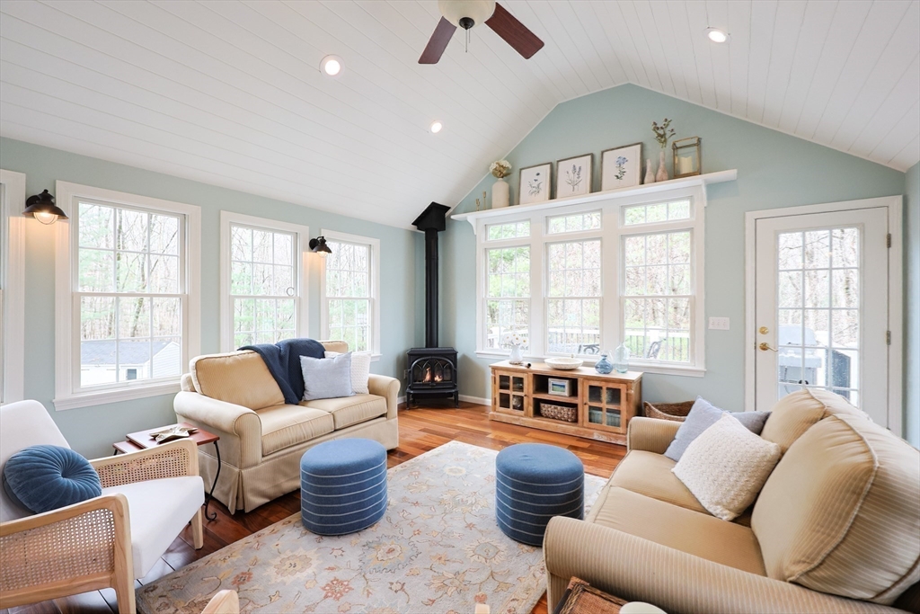 65 Jefferson Road Franklin, MA 02038 - Photo 9 of 30 Gallery Image 9