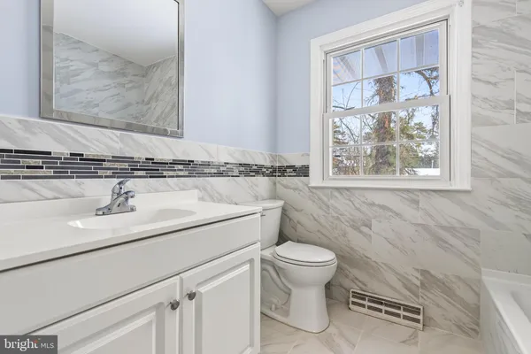 $2,800 | 202 Manahawkin Trail, Browns Mills, NJ 08015