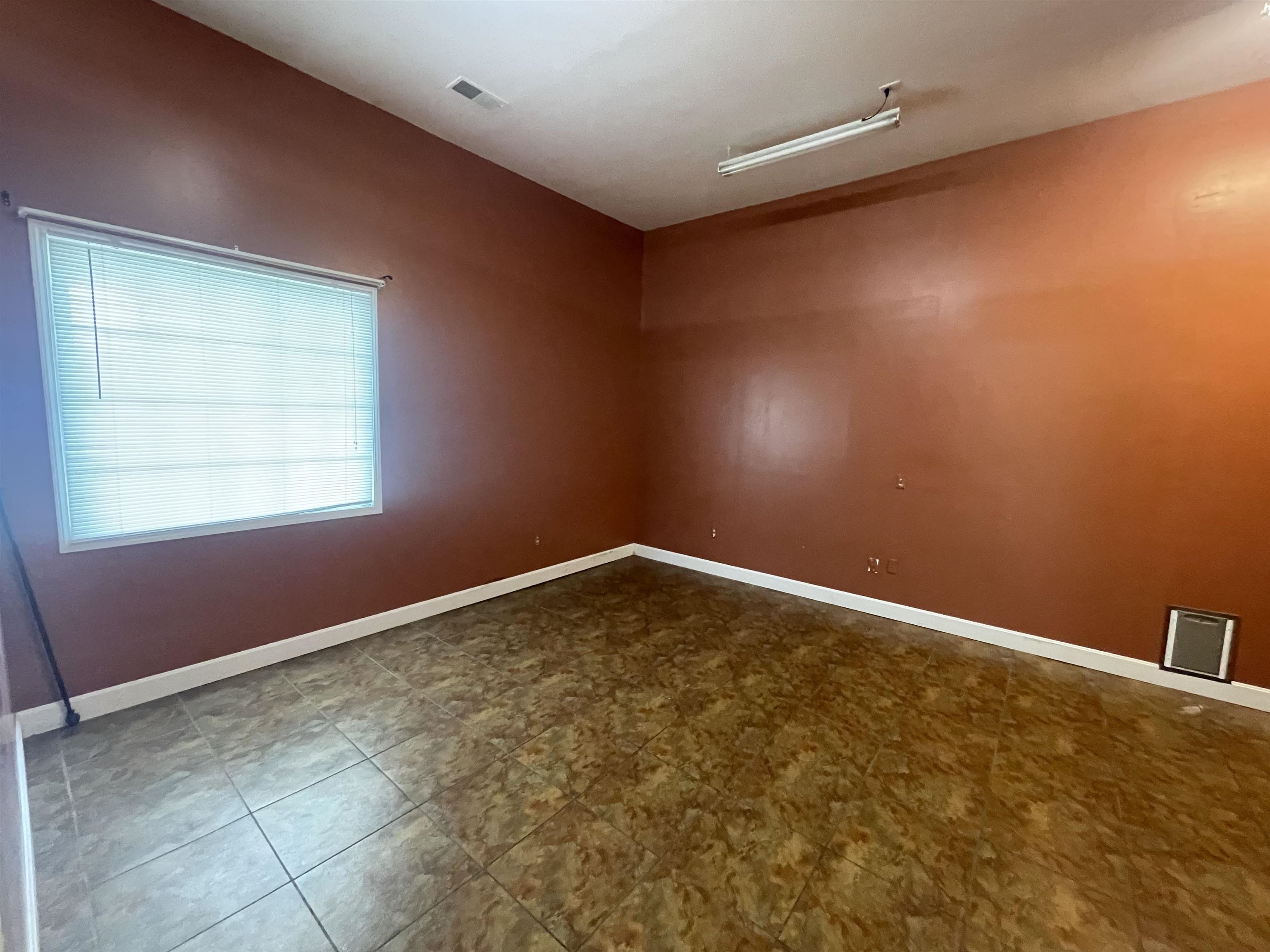 301 Brewer Road Ashland, KY 41102 - Photo 7 of 11 Gallery Image 7