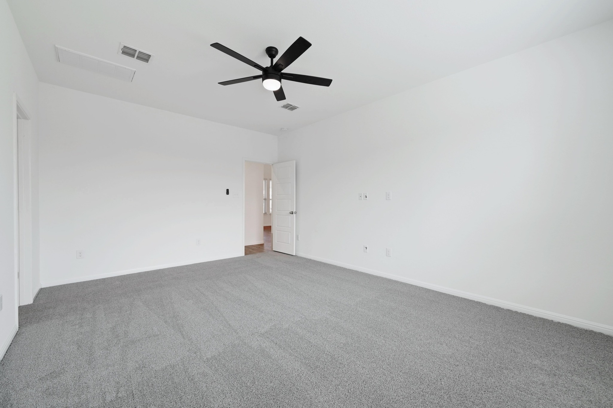 13221 Mariscan Street Manchaca, TX 78652 - Photo 17 of 36 an empty room