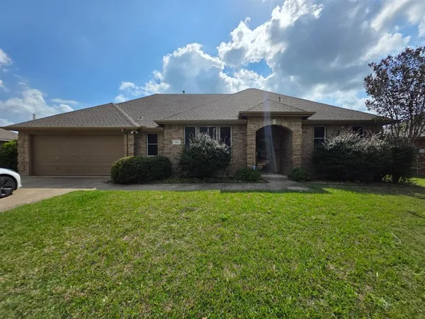$245,000 | 313 Pinewood Trail, Forney, TX 75126