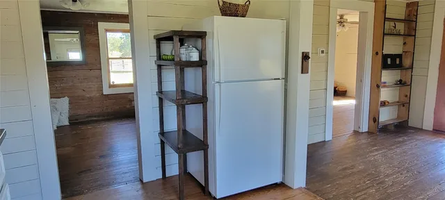 $1,750 | 394 Easley Road, Smithville, TX 78957