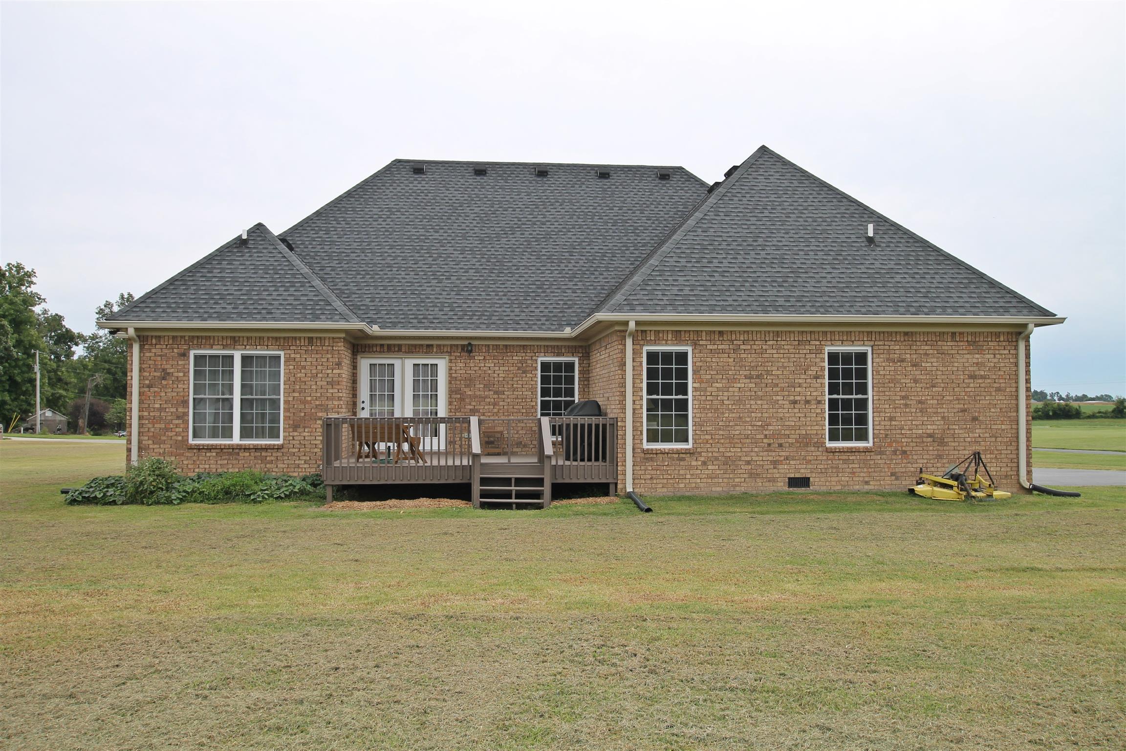 1012 Loganview Way Springfield, TN 37172 - Photo 29 of 30 front view of a house with a garden