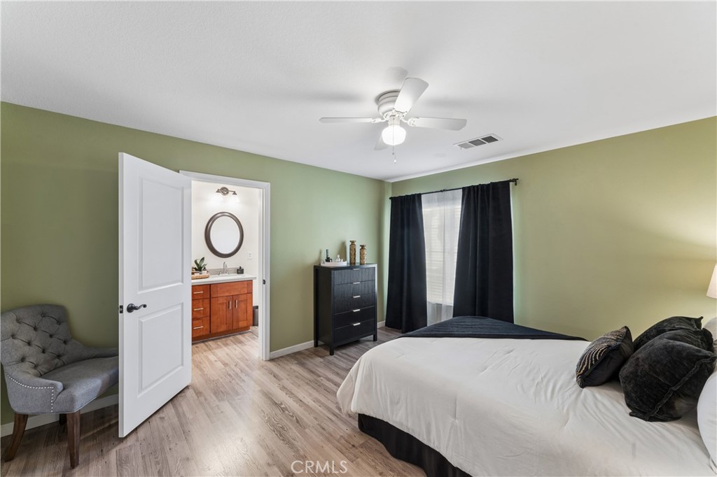 28458 Santa Rosa Lane, Unit 541 Saugus, CA 91350 - Photo 11 of 25