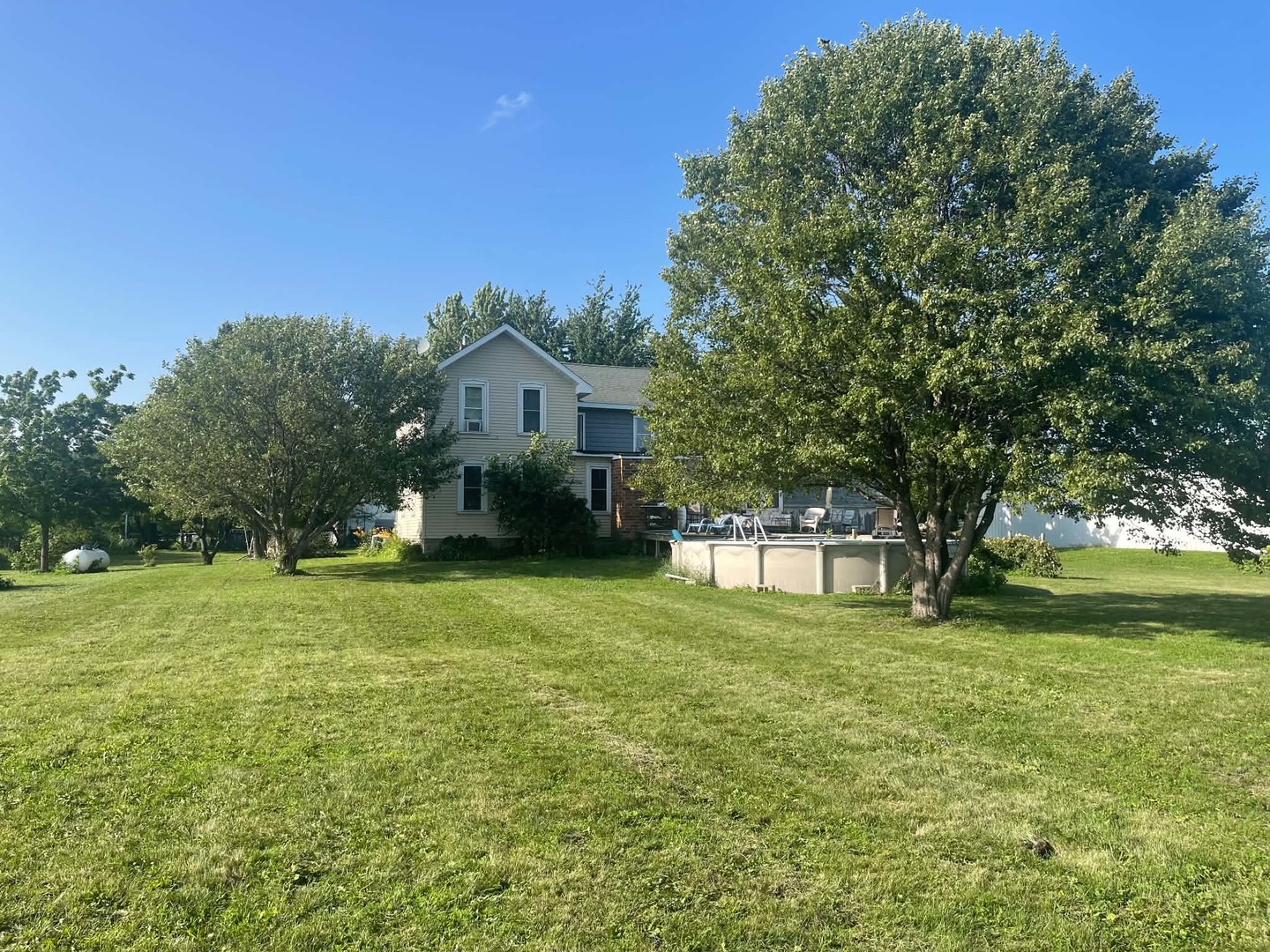 8268 Lyndon Road Prophetstown, IL 61277 - Photo 1 of 40