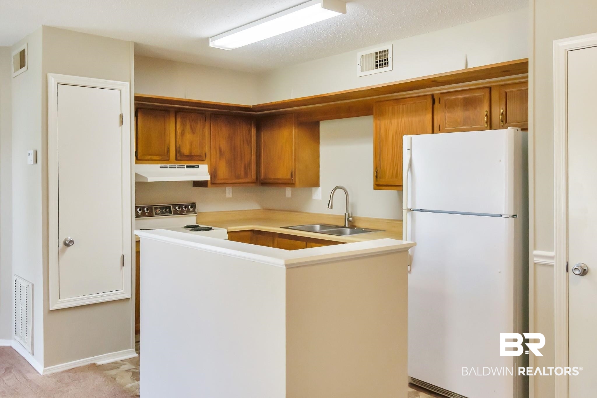 5608 Cottage Hill Road, Unit 104 Mobile, AL 36609 - Photo 9 of 21
