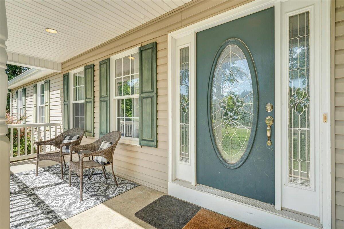 15 Coling Hollow Road Troutville, VA 24175 - Photo 3 of 47 03-MIB06084
