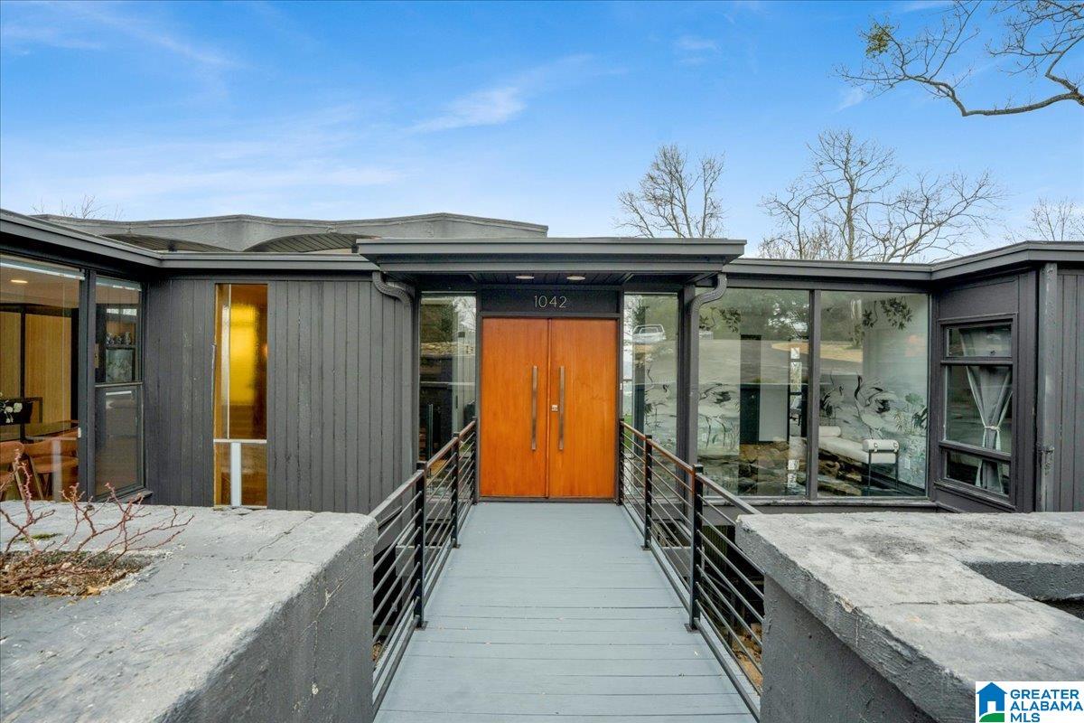 1042 Shades Crest Road Birmingham, AL 35226 - Photo 5 of 80