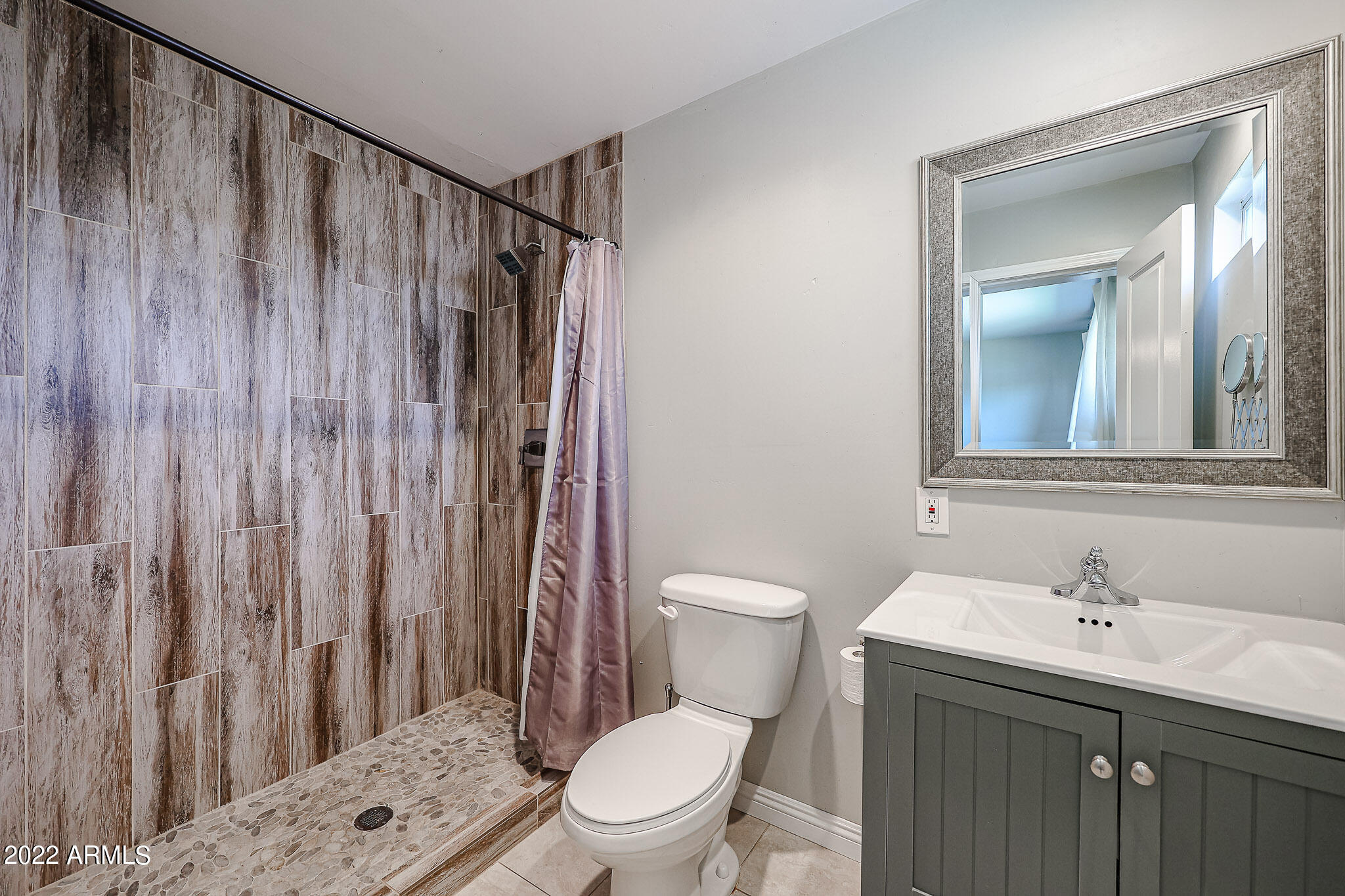 1034 East Elm Street Phoenix, AZ 85014 - Photo 18 of 30 Master Bathroom