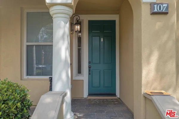 $1,295,000 | 107 Chantilly, Irvine, CA 92620