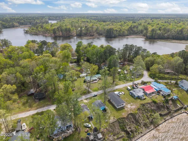 $200,000 | 663 Driftwood Drive, Blounts Creek, NC 27814