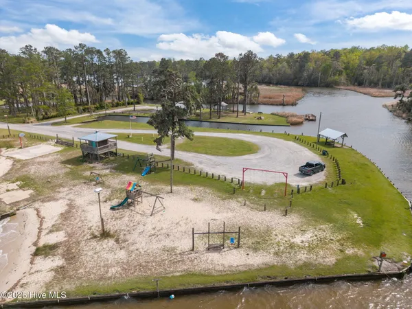 $200,000 | 663 Driftwood Drive, Blounts Creek, NC 27814