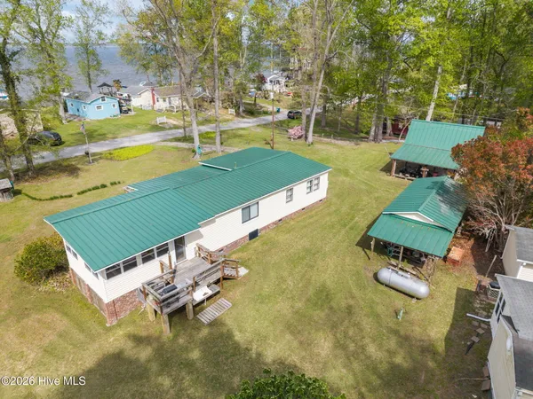 $200,000 | 663 Driftwood Drive, Blounts Creek, NC 27814