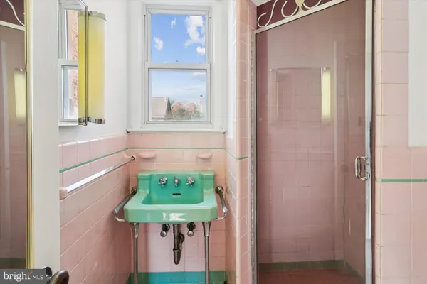 $699,999 | 1351 Somerset Place Northwest, Washington, DC 20011