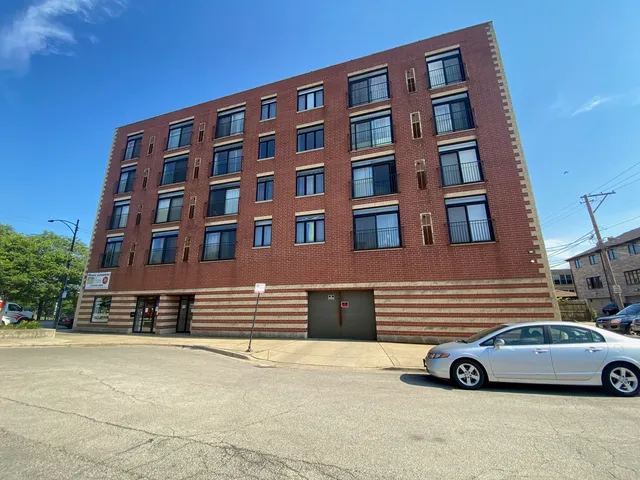 $265,000 | 3000 South Wentworth Avenue, Unit 4B, Chicago, IL 60616