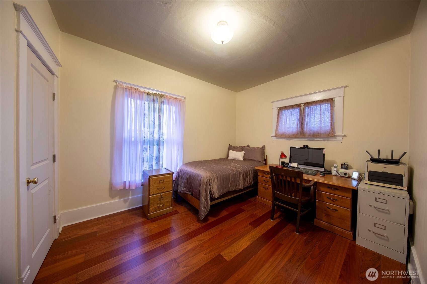 3427 Oakes Avenue Everett, WA 98201 - Photo 12 of 23