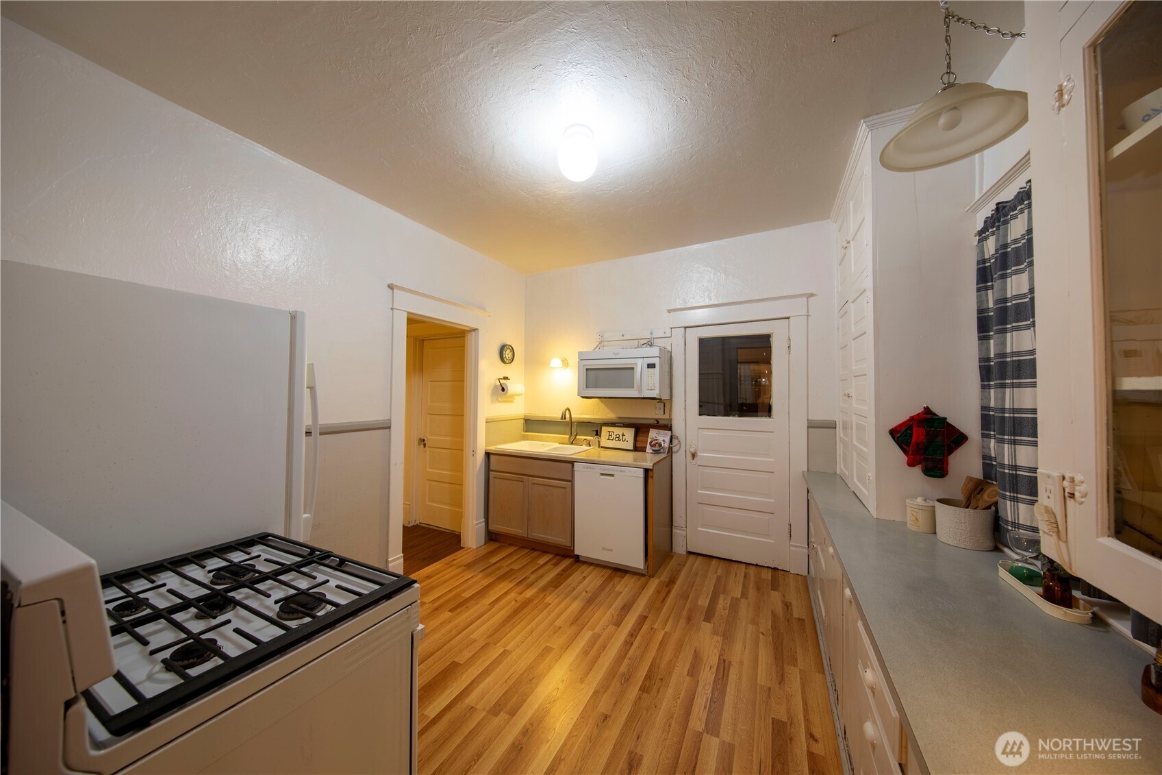 3427 Oakes Avenue Everett, WA 98201 - Photo 15 of 23