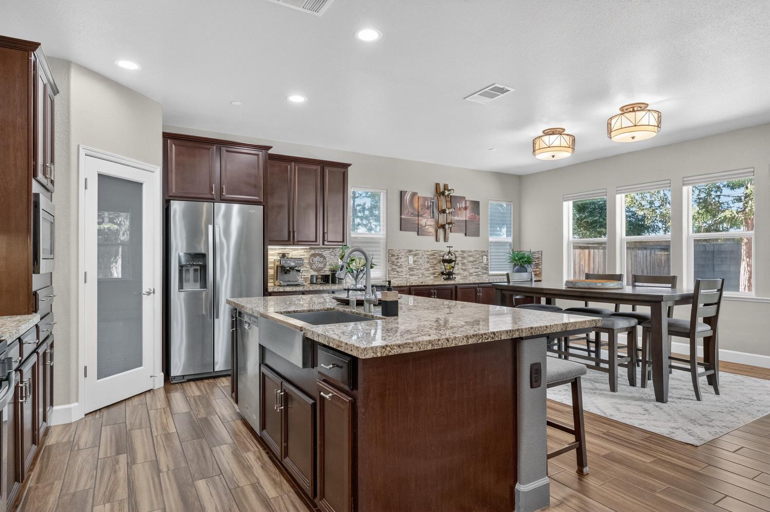 5208 Levison Way Rocklin, CA 95677 - Photo 14 of 71