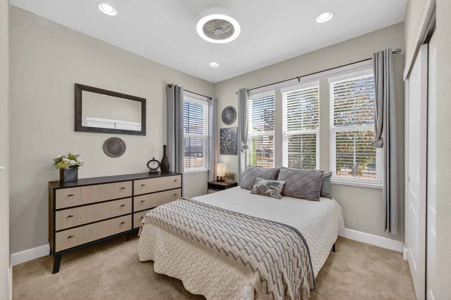 5208 Levison Way Rocklin, CA 95677 - Photo 25 of 71