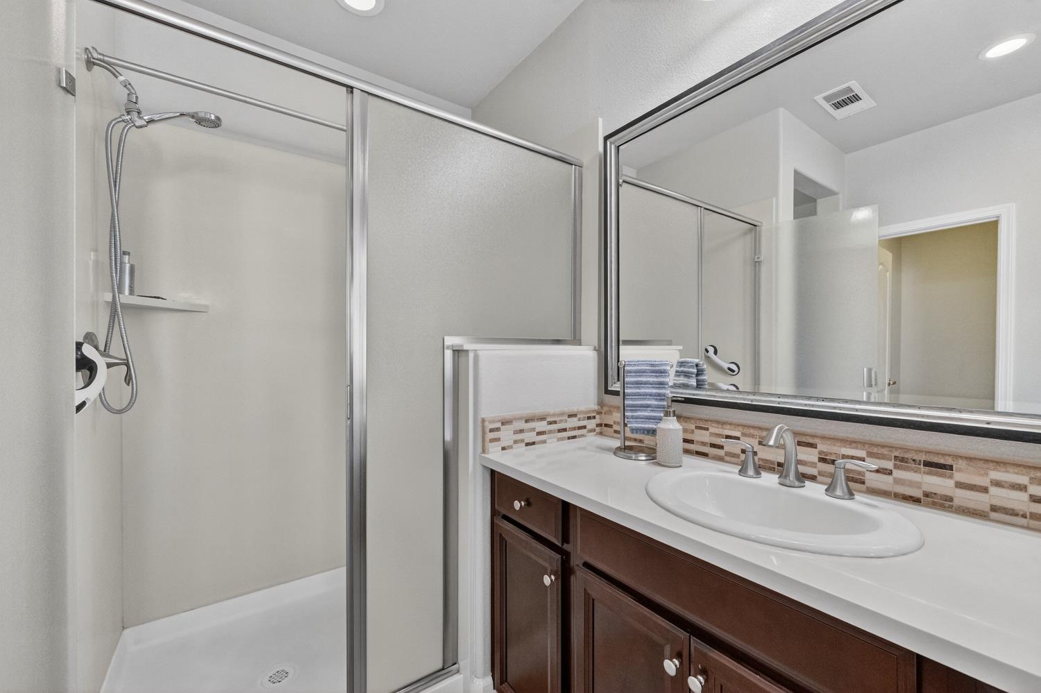 5208 Levison Way Rocklin, CA 95677 - Photo 37 of 71