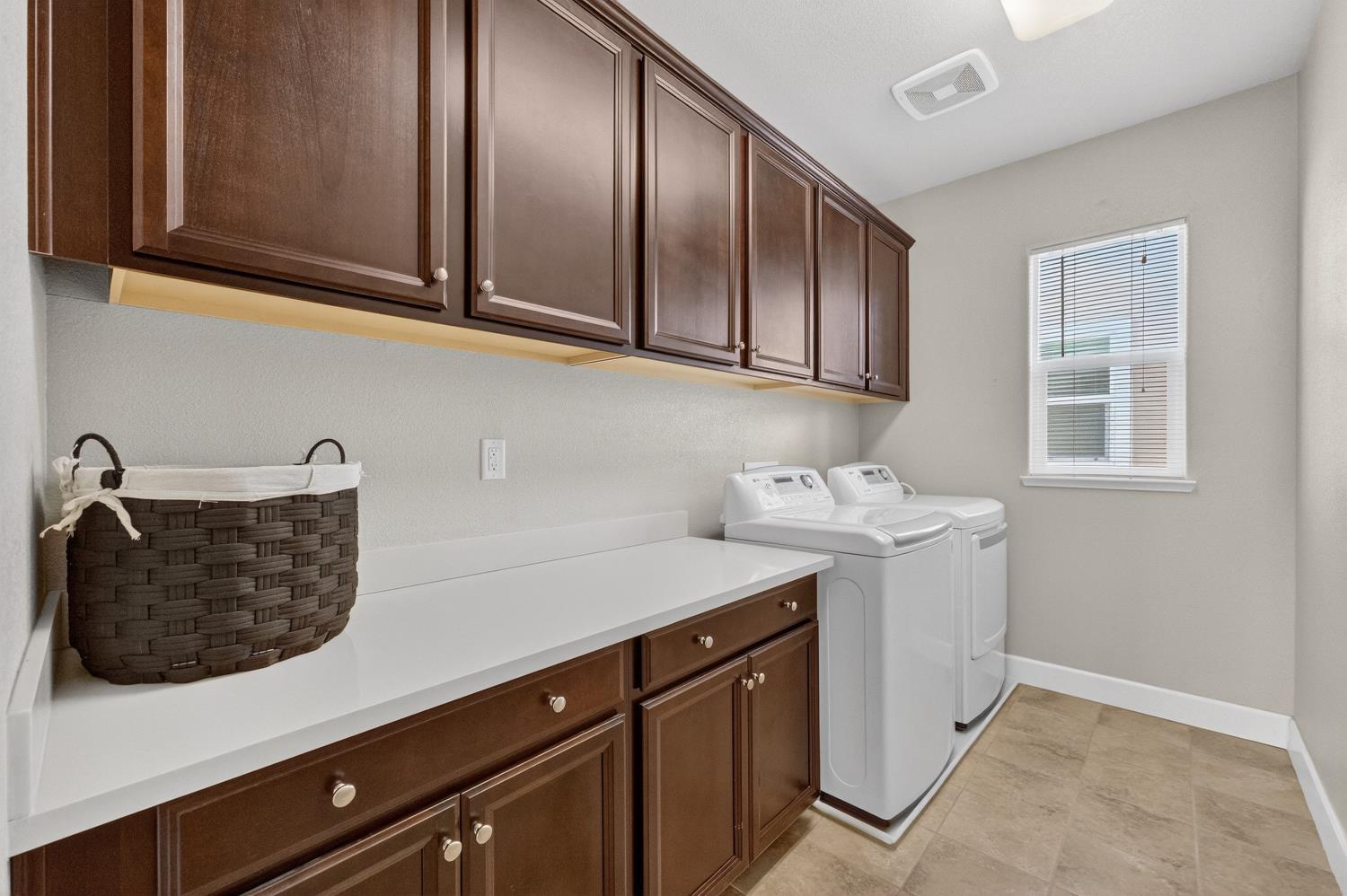 5208 Levison Way Rocklin, CA 95677 - Photo 46 of 71