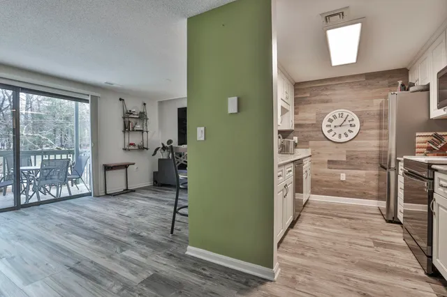 $350,000 | 47 Dogwood Drive, Unit 205, Nashua, NH 03062