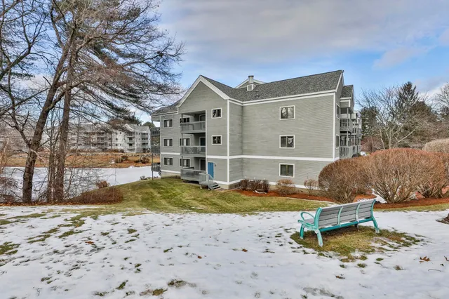 $350,000 | 47 Dogwood Drive, Unit 205, Nashua, NH 03062