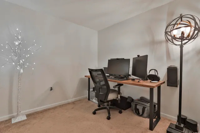 $350,000 | 47 Dogwood Drive, Unit 205, Nashua, NH 03062