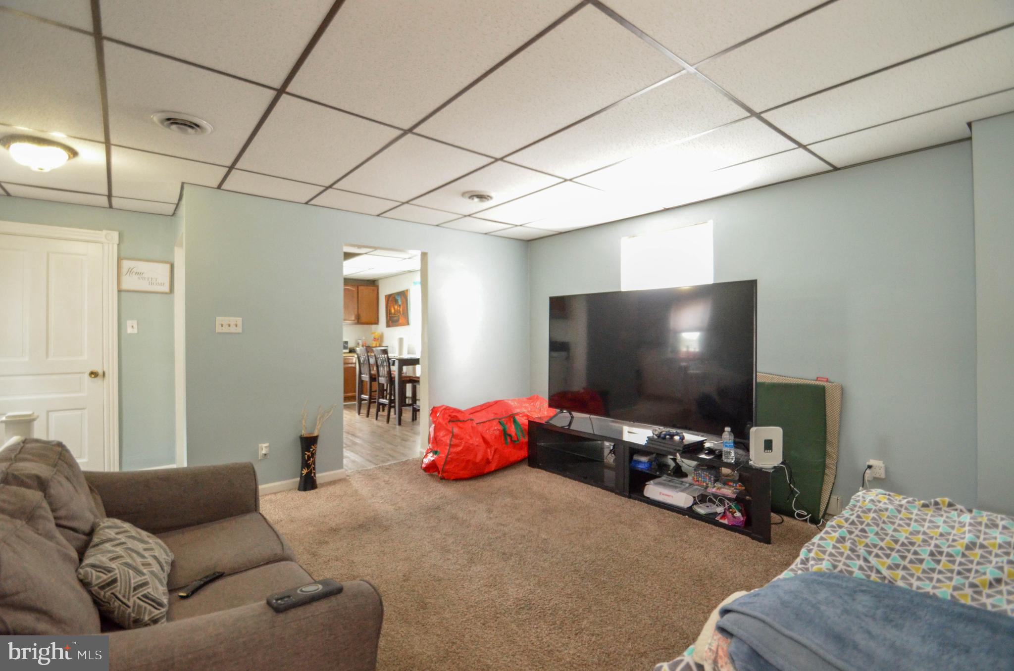 1053 3rd Street Whitehall, PA 18052 - Photo 13 of 27