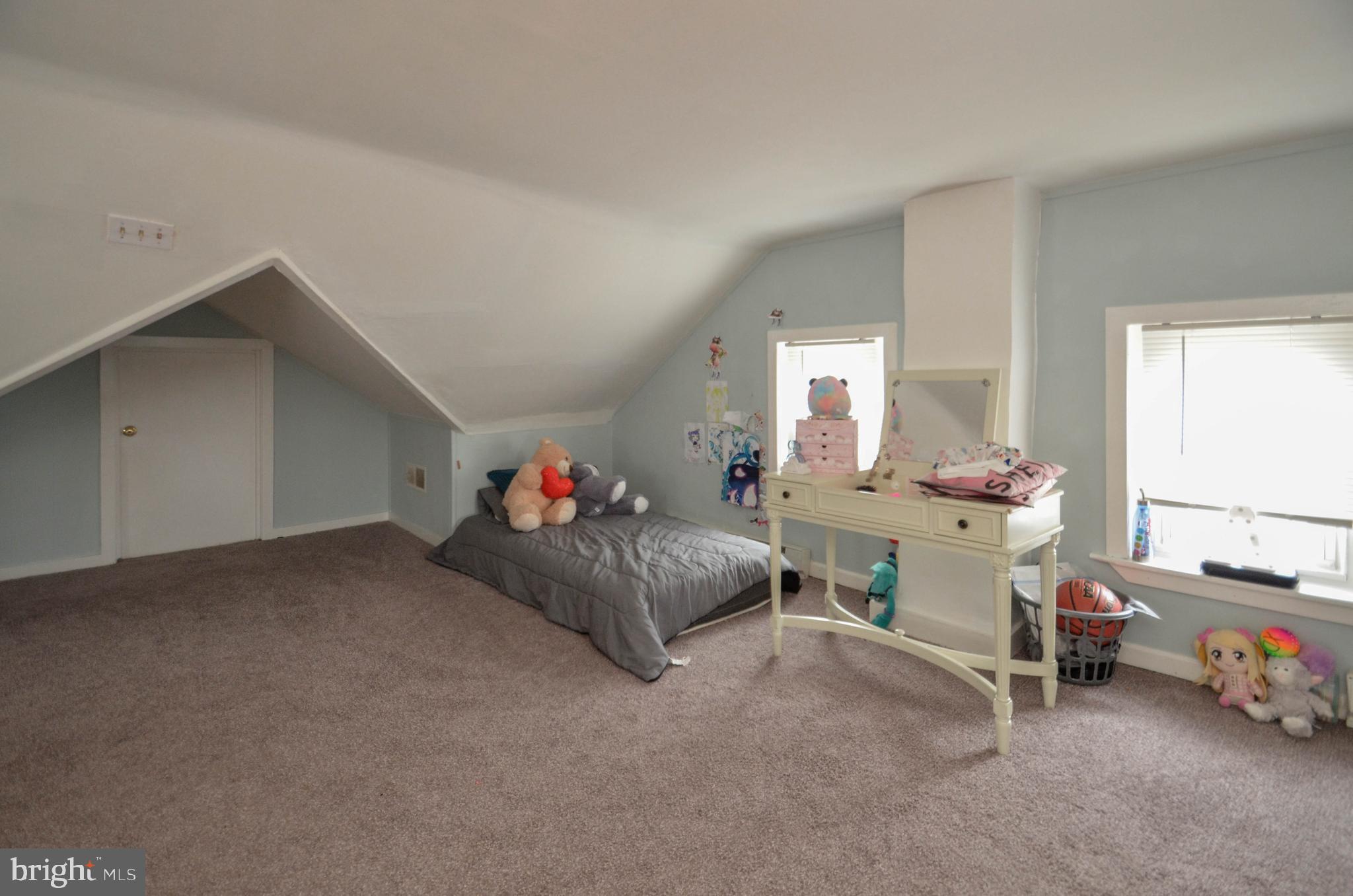 1053 3rd Street Whitehall, PA 18052 - Photo 19 of 27