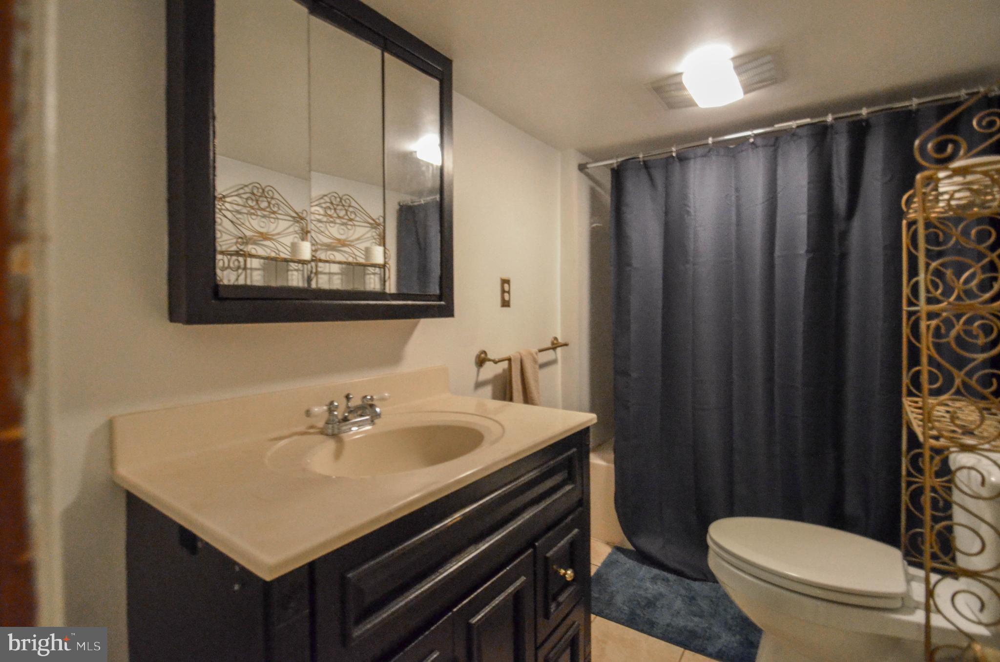 1053 3rd Street Whitehall, PA 18052 - Photo 8 of 27