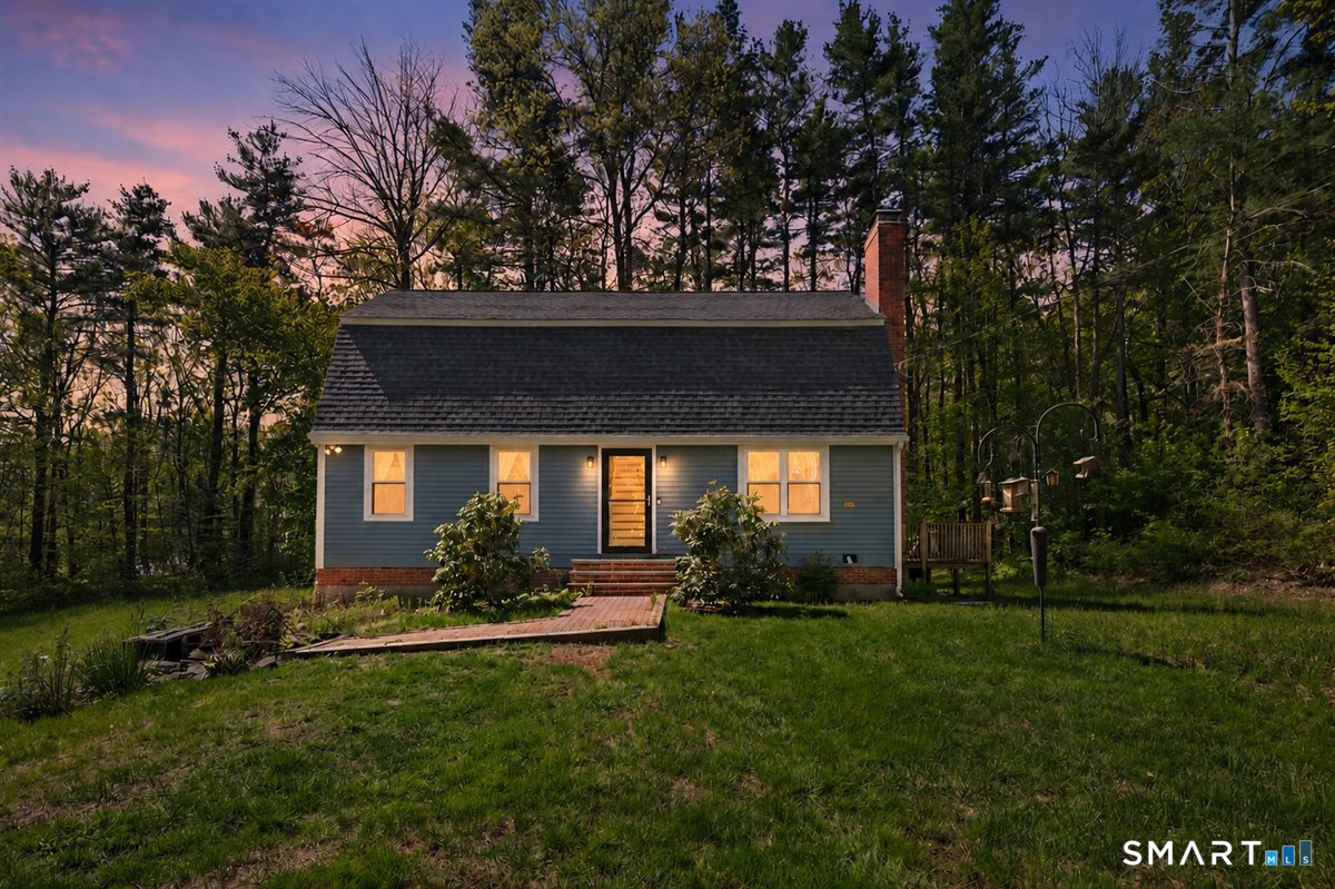 608 English Neighborhood Road Woodstock, CT 06281 - Photo 2 of 39