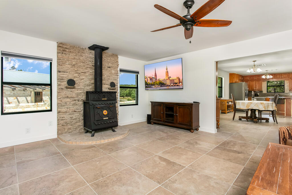 4995 Ranch Road Doss, TX 78618 - Photo 9 of 46 Gallery Image 9