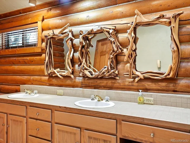 $900,000 | 8220 Iowa Gulch Road, Morrison, CO 80465