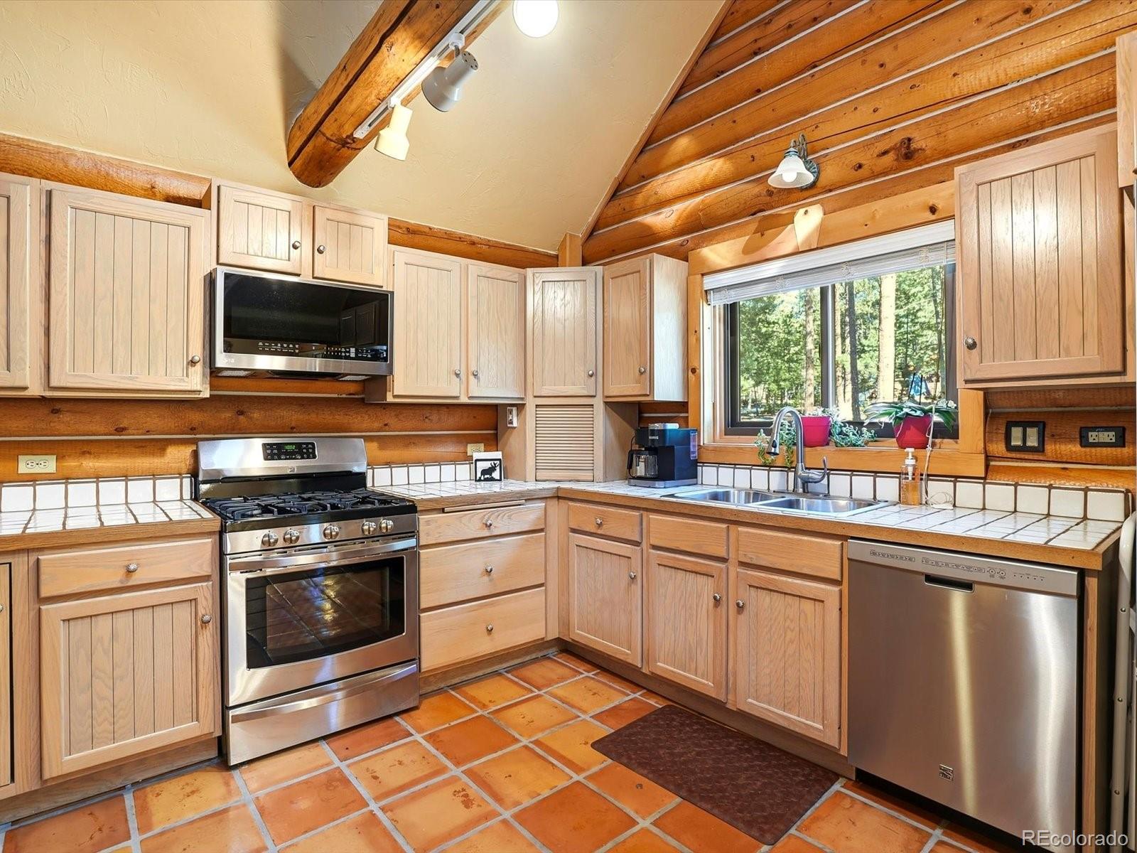 8220 Iowa Gulch Road Morrison, CO 80465 - Photo 5 of 45