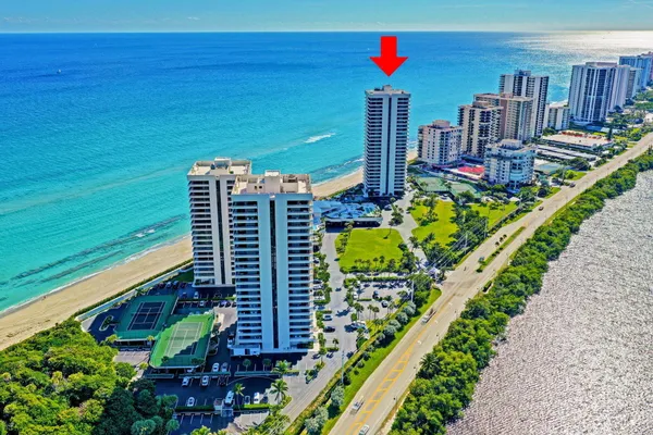 $8,000 | 5510 North Ocean Drive, Unit 14D, Singer Island, FL 33404